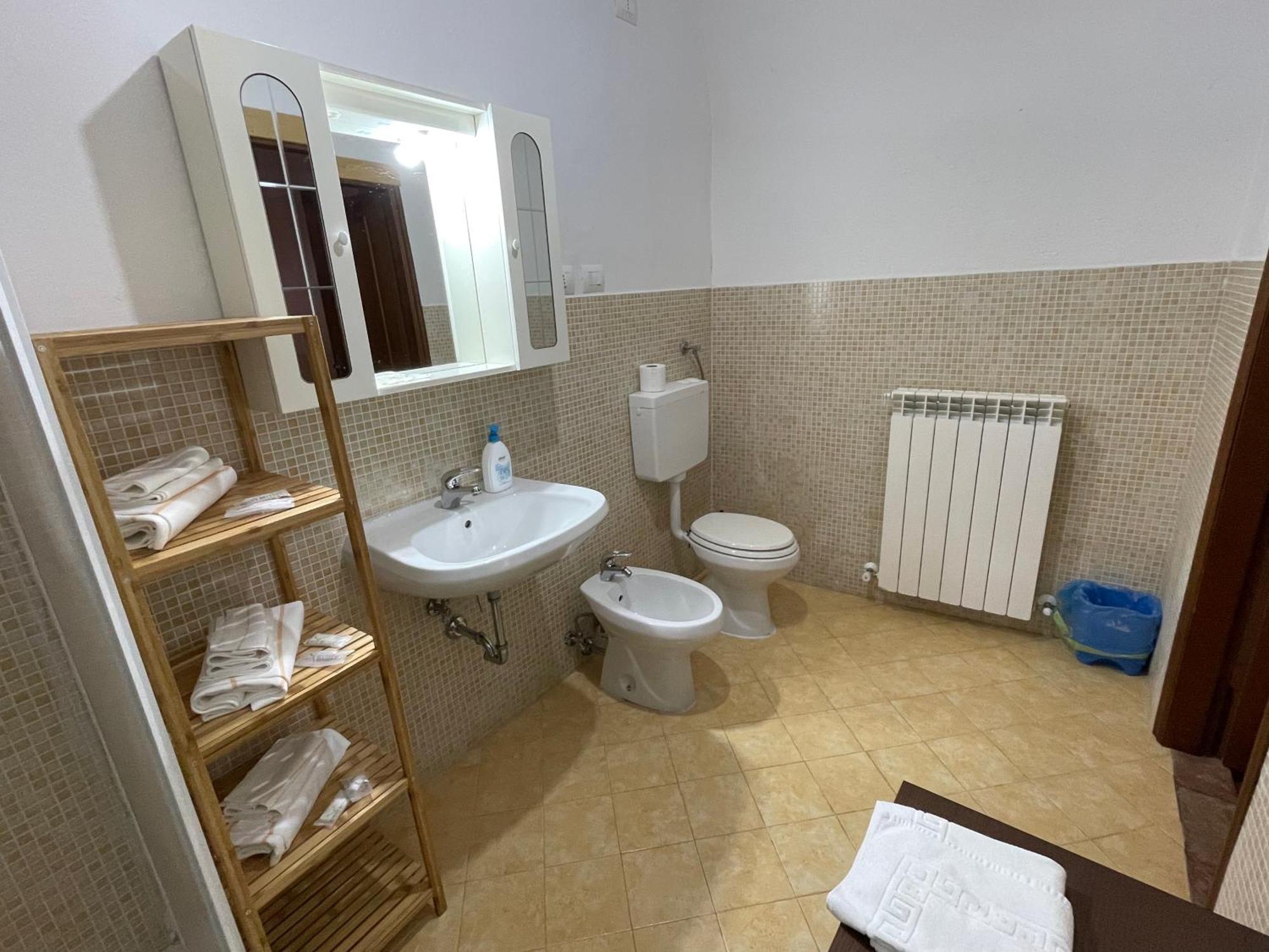 Piazzetta Del Forno Appartamento Assergi Esterno foto